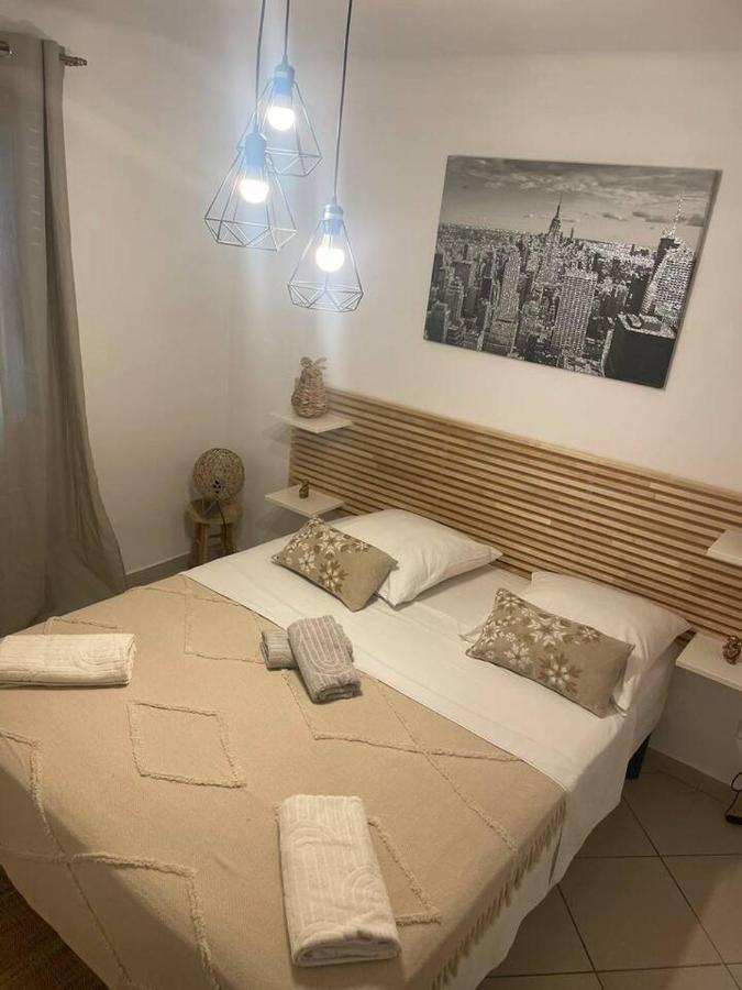 Appartement Proche Gare Tgv ニーム エクステリア 写真