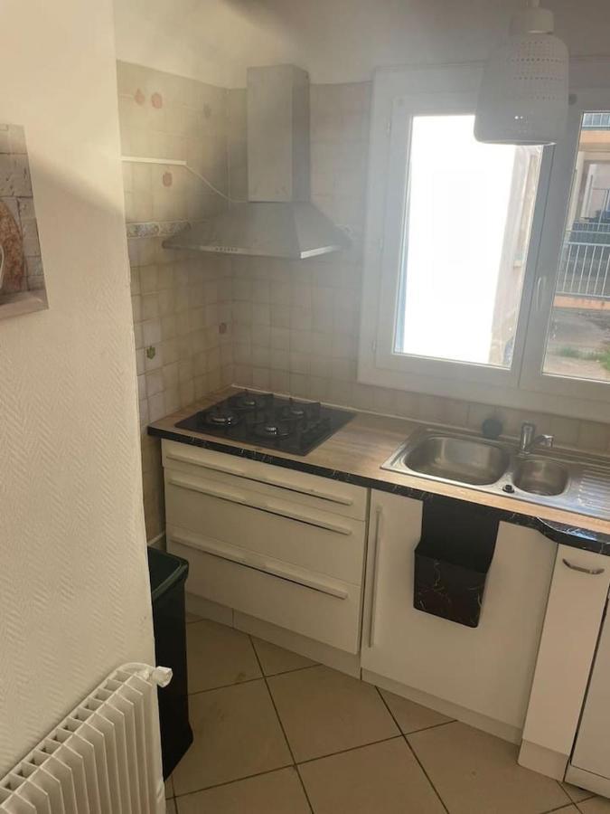 Appartement Proche Gare Tgv ニーム エクステリア 写真